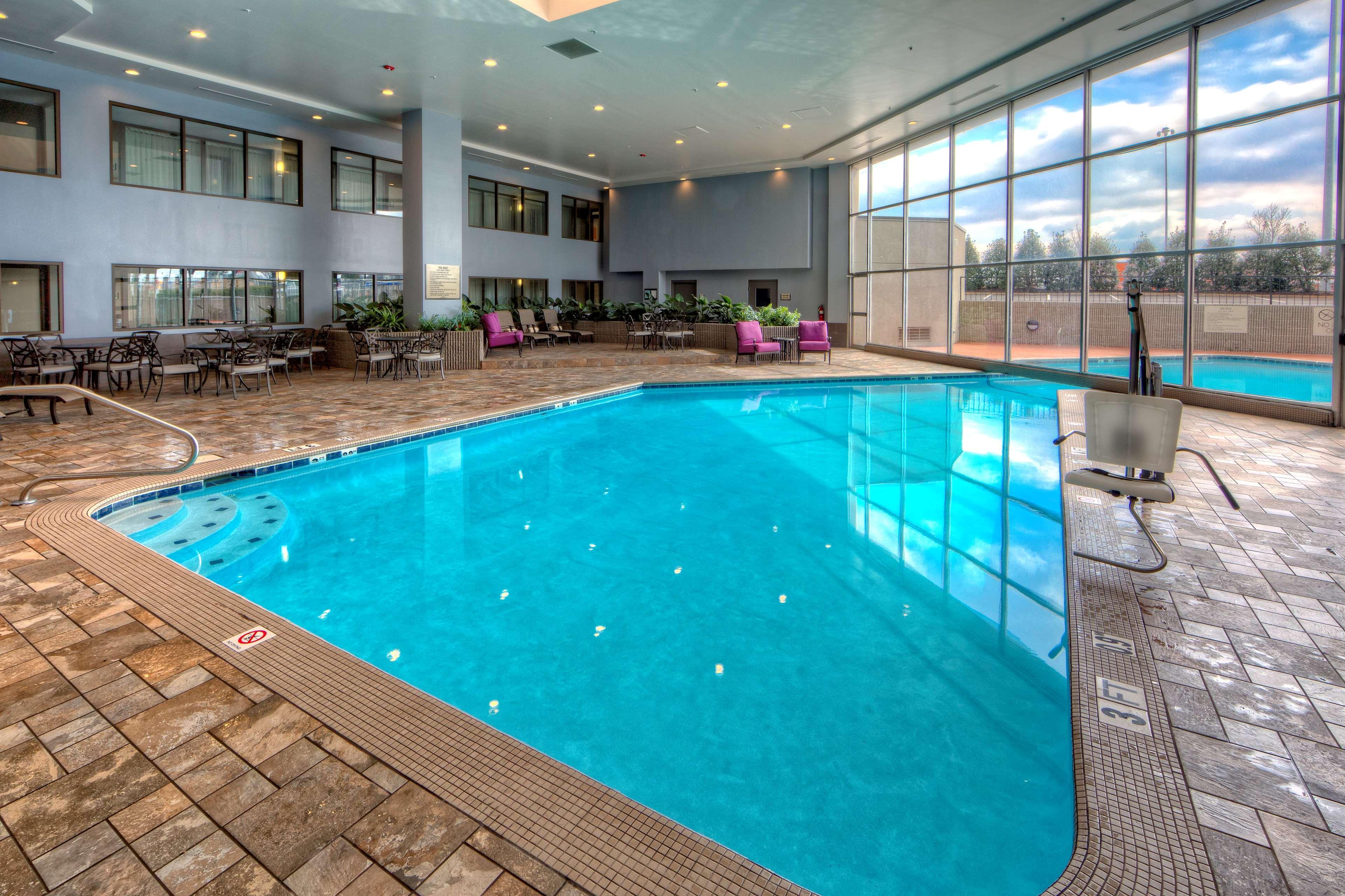 Doubletree By Hilton Decatur Riverfront Buitenkant foto