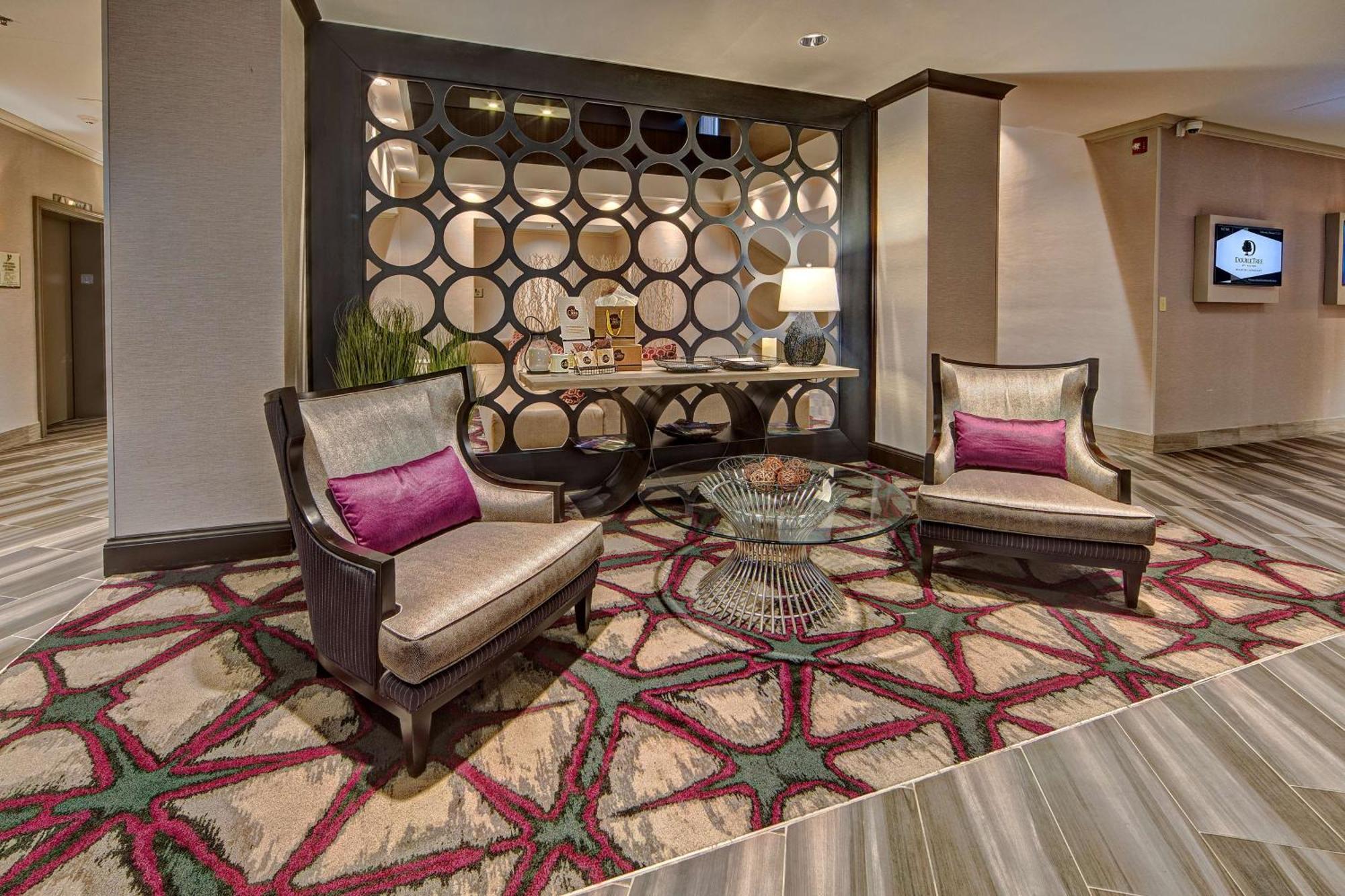 Doubletree By Hilton Decatur Riverfront Buitenkant foto
