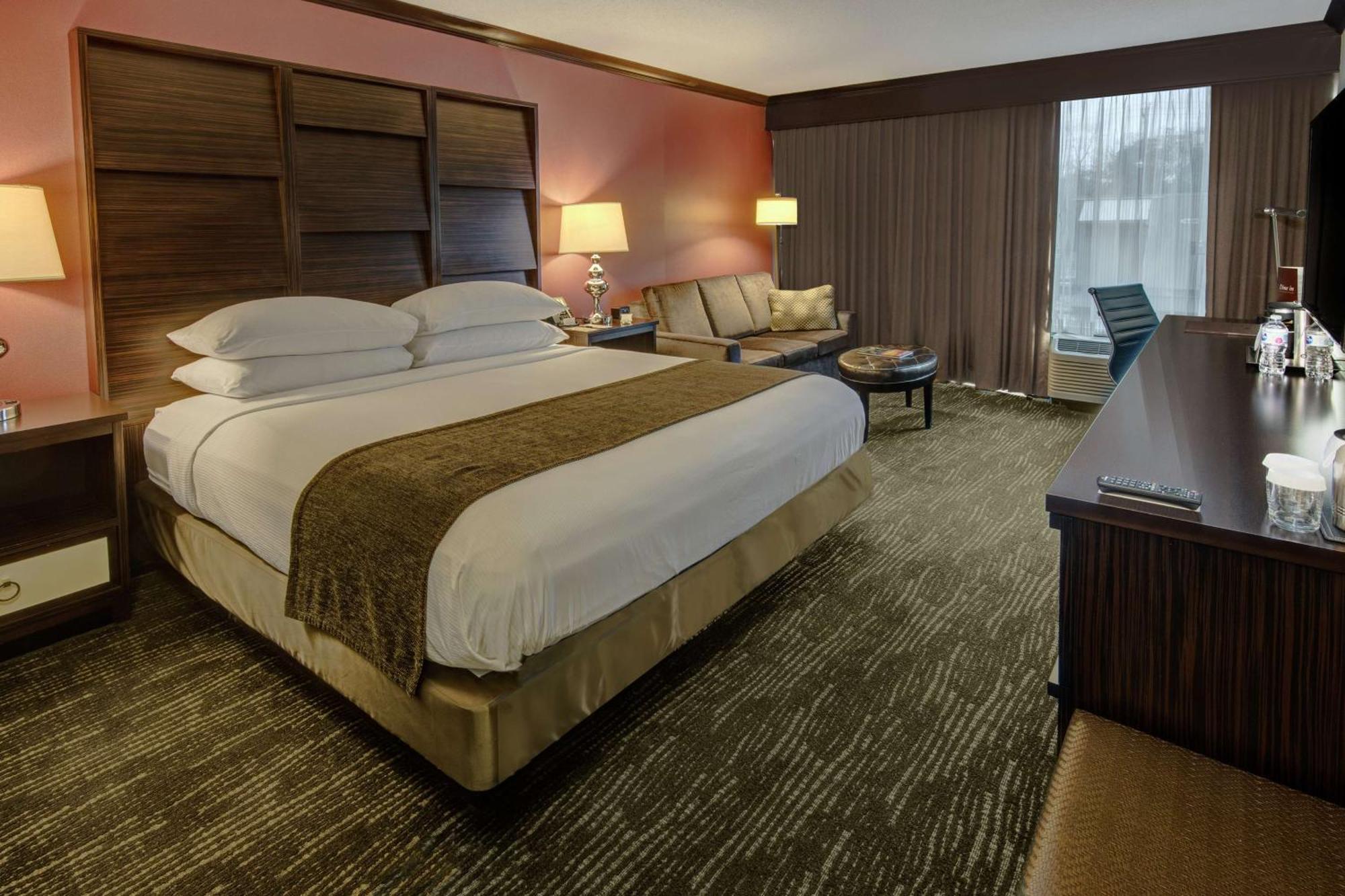 Doubletree By Hilton Decatur Riverfront Buitenkant foto