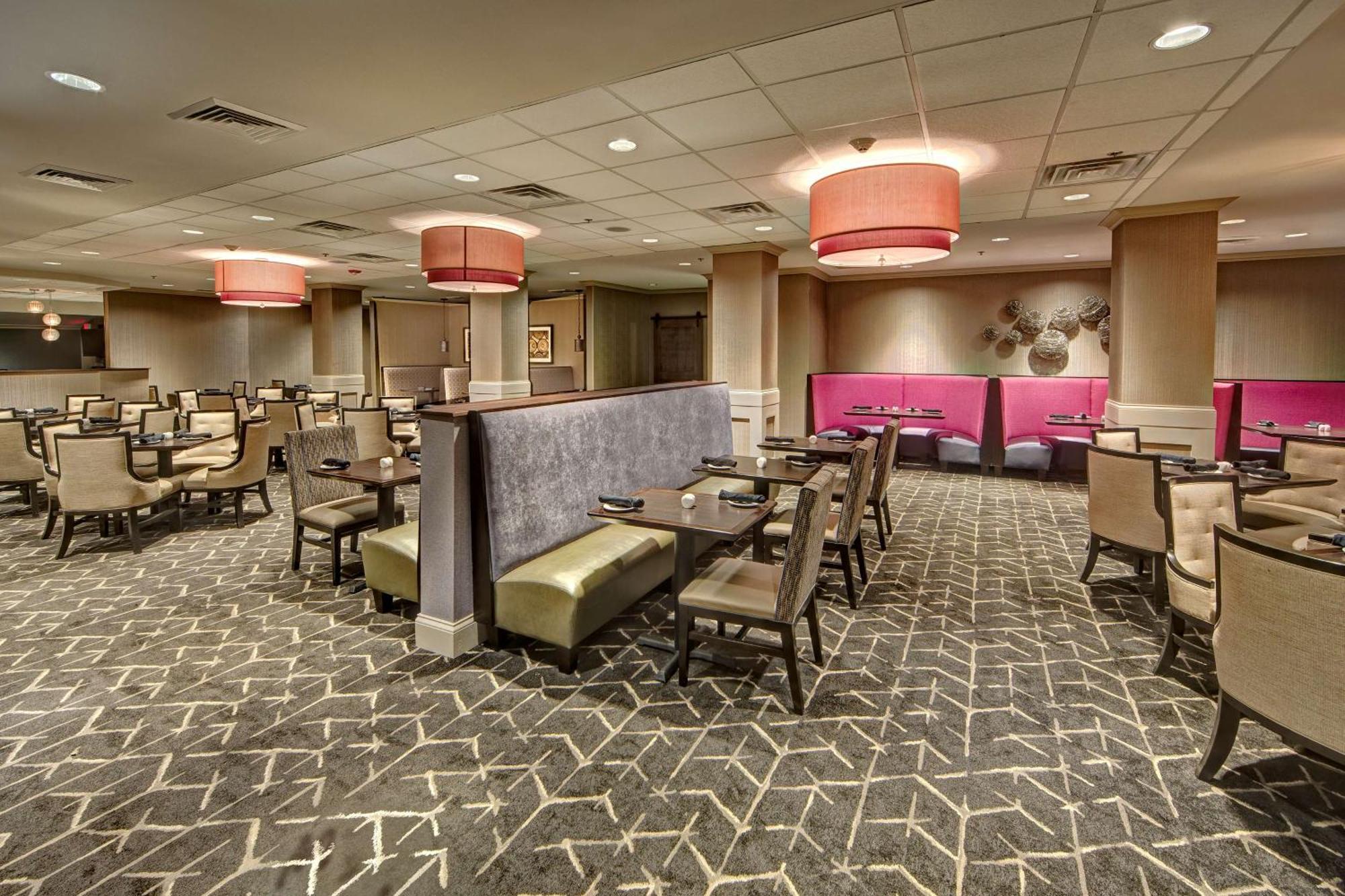 Doubletree By Hilton Decatur Riverfront Buitenkant foto